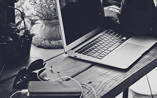 米乐体育官网首页-皇马中场传球精准，客场胜利在望