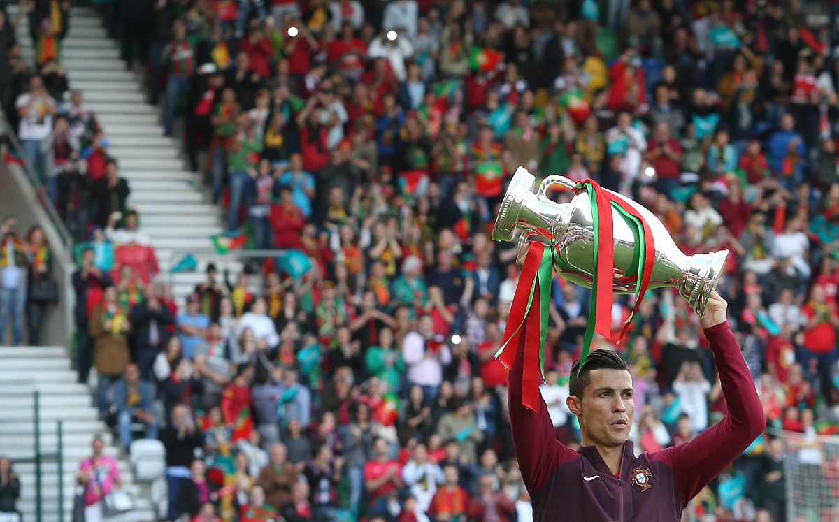 米乐体育官网-关于葡萄牙力克对手，锁定欧锦赛八强席位的信息