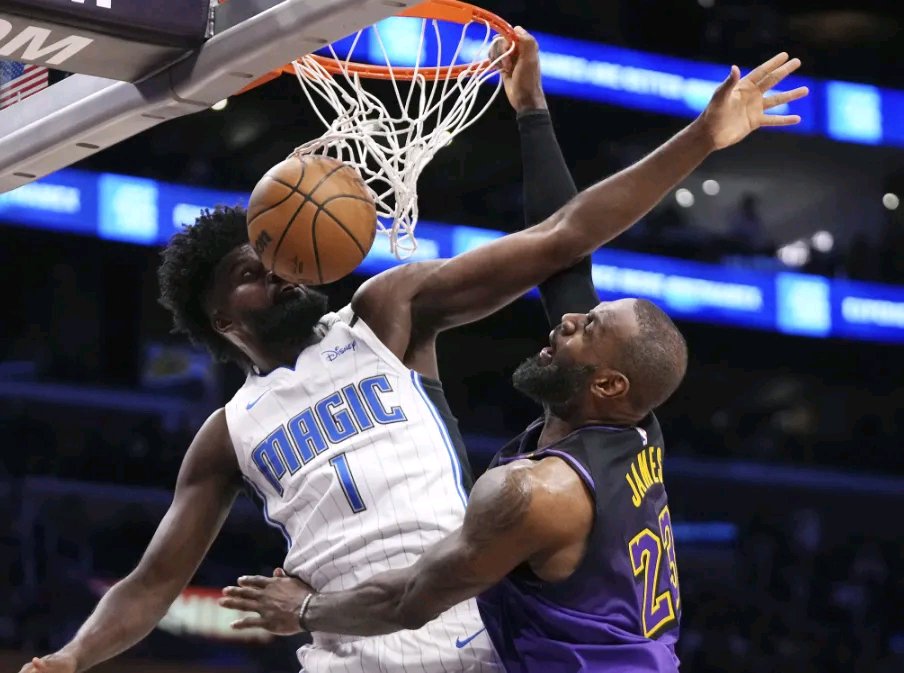 m6米乐官网登录入口-包含布雷斯特球员团结一心，共同击败对手反超比分的词条